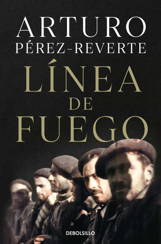 Portada de Línea de fuego, de Arturo Pérez-Reverte