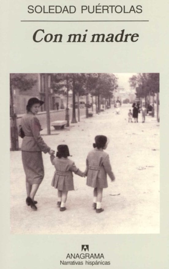 Portada de Con mi madre, de Soledad Puertolas
