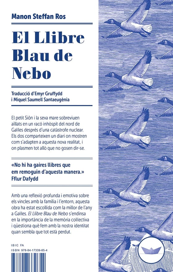 Coberta de El Llibre Blau de Nebo, de Manon Steffan Ros
