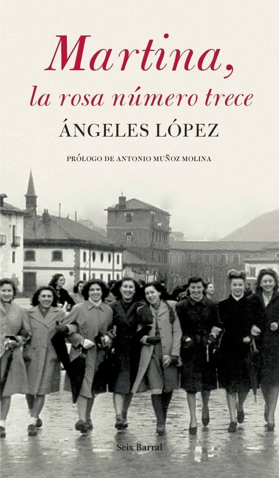 Portada de Martina, la rosa número trece, de Ángeles López