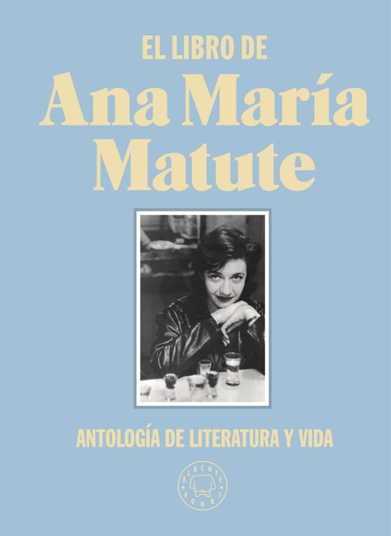 Coberta de El libro de Ana María Matute. Edición limitada de tela., de Ana María Matute